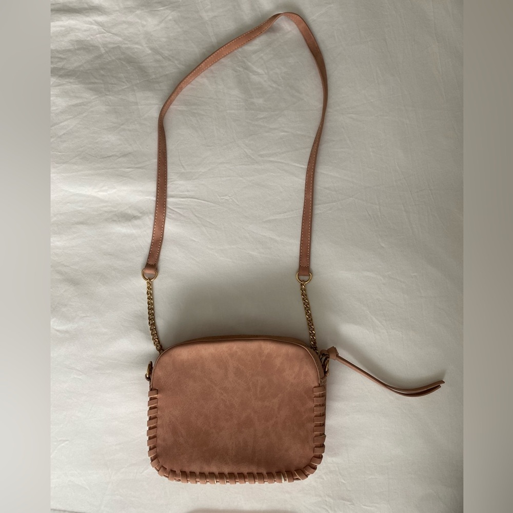 Pink crossbody purse with gold chain